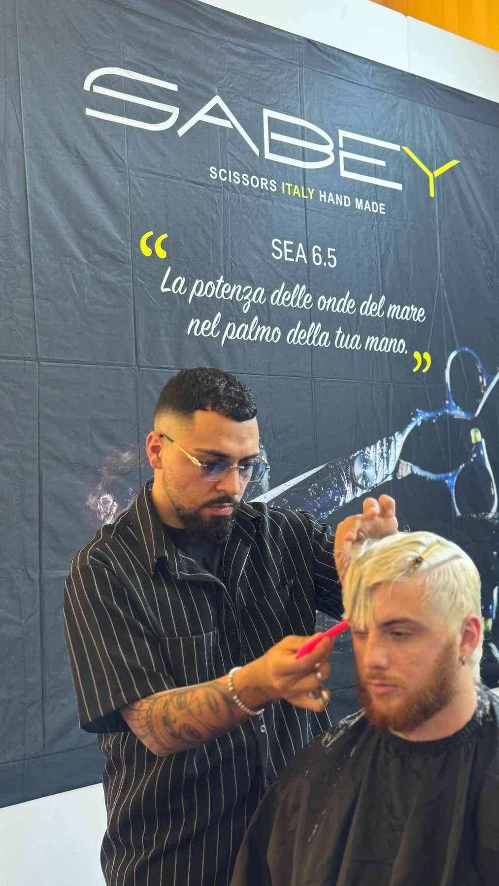 Rosario Moccia durante una formazione barber